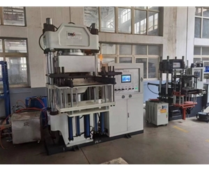 石墨雙極板真空熱壓成型機(jī)3_副本